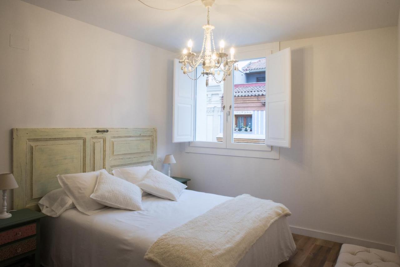 Apartamentos Almada Saragosse Extérieur photo