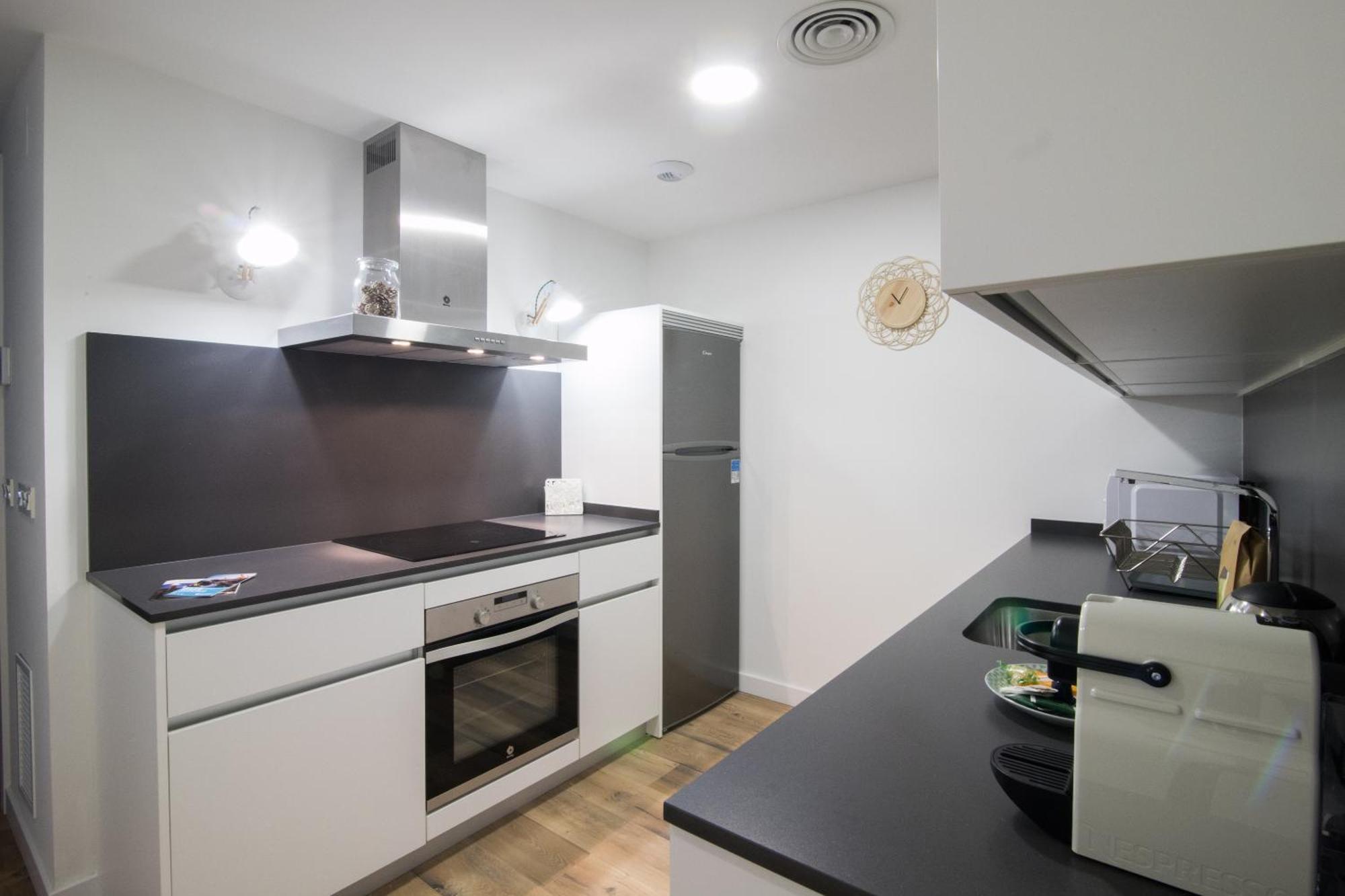 Apartamentos Almada Saragosse Extérieur photo