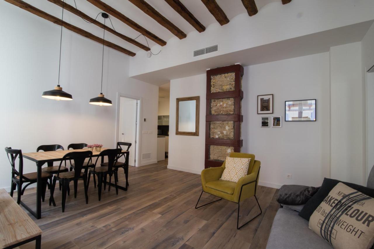 Apartamentos Almada Saragosse Extérieur photo