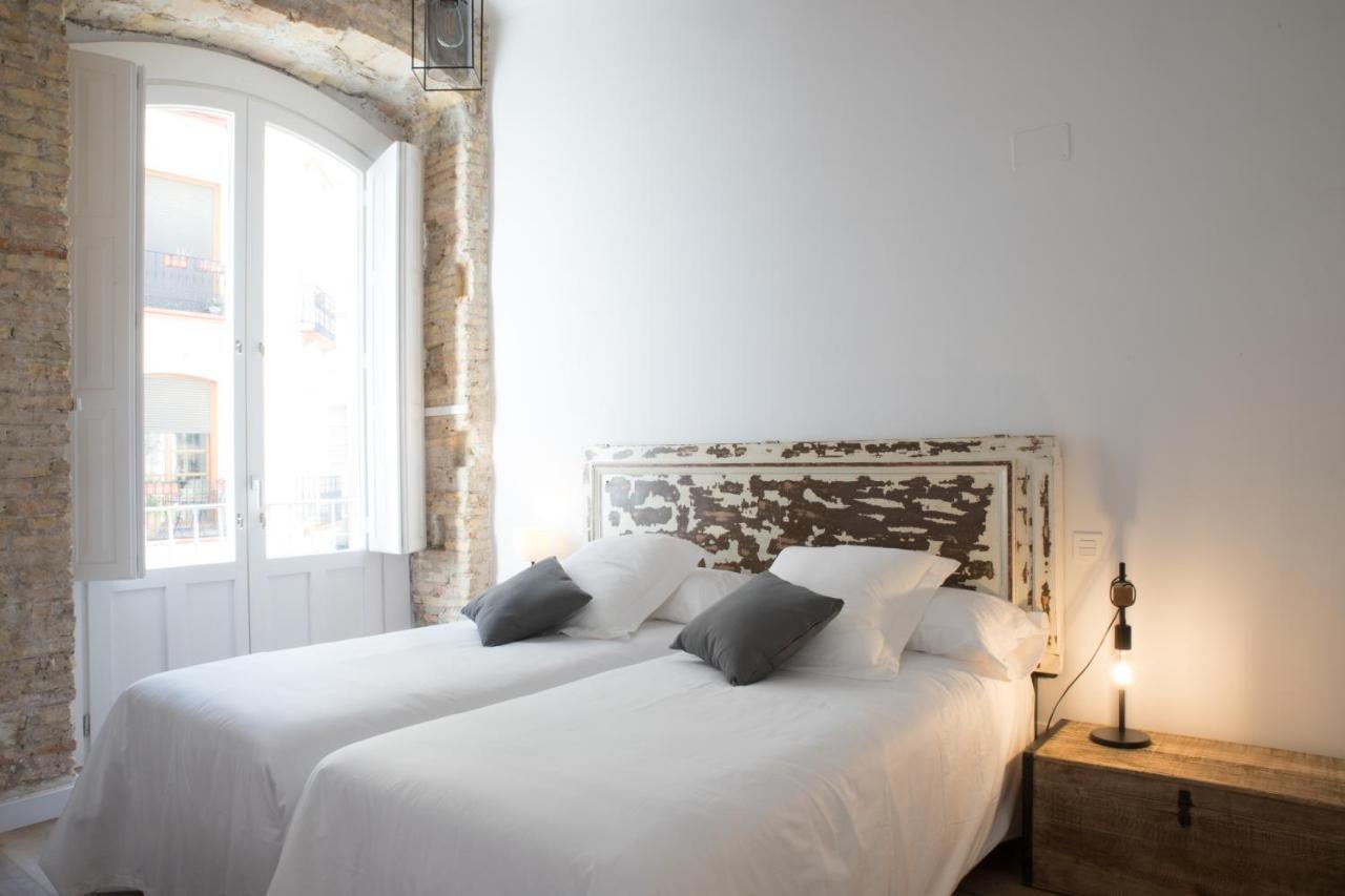 Apartamentos Almada Saragosse Extérieur photo